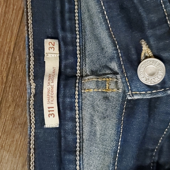 Levi's 311 Shaping Skinny Size 32 - Picture 5 of 5
